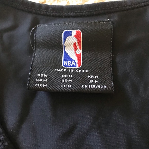 Chicago Bulls Sports Bra - Picture 2 of 3